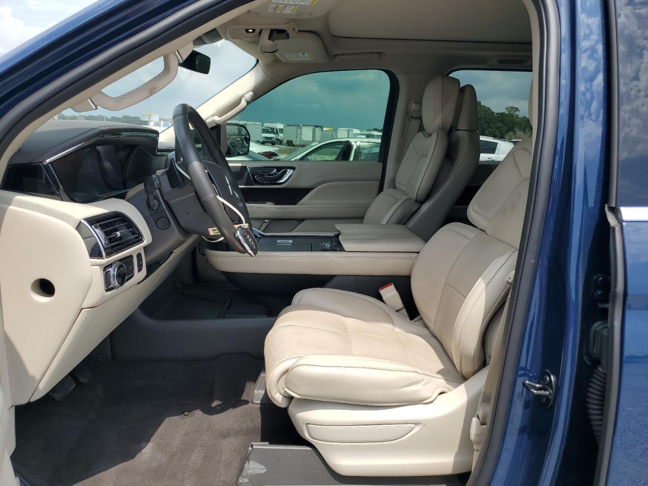 2019 Lincoln Navigator Reserve VIN: 5LMJJ2LT5KEL24983 Lot: 55851575