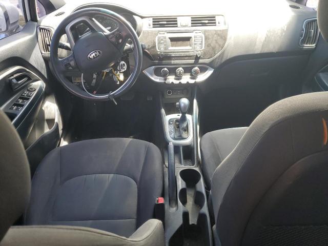 Sedans KIA RIO 2017 Srebrny