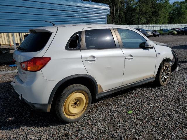  MITSUBISHI OUTLANDER 2016 Biały