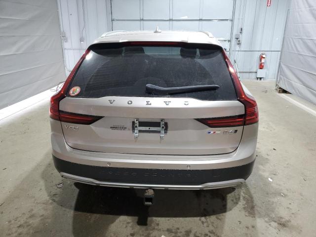  VOLVO V90 2023 Цвет загара