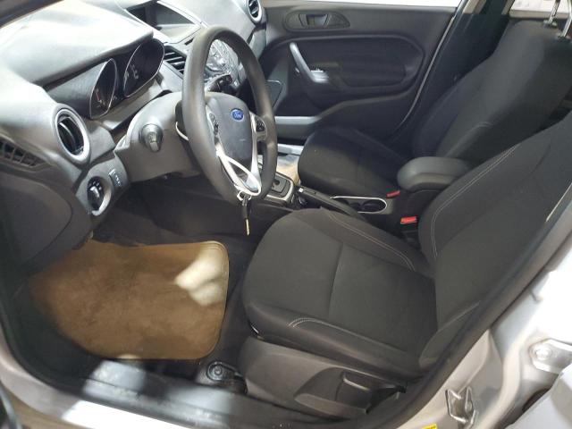 Sedans FORD FIESTA 2017 Silver