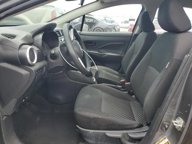  NISSAN VERSA 2021 Серый