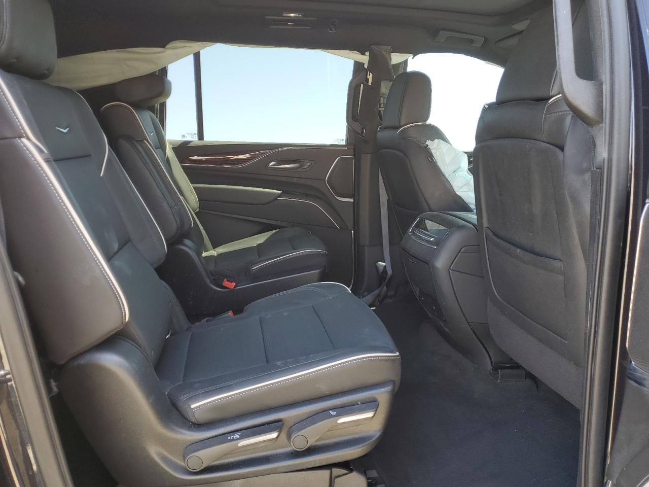 2022 Cadillac Escalade Esv Premium Luxury VIN: 1GYS4KKL8NR149625 Lot: 56782135