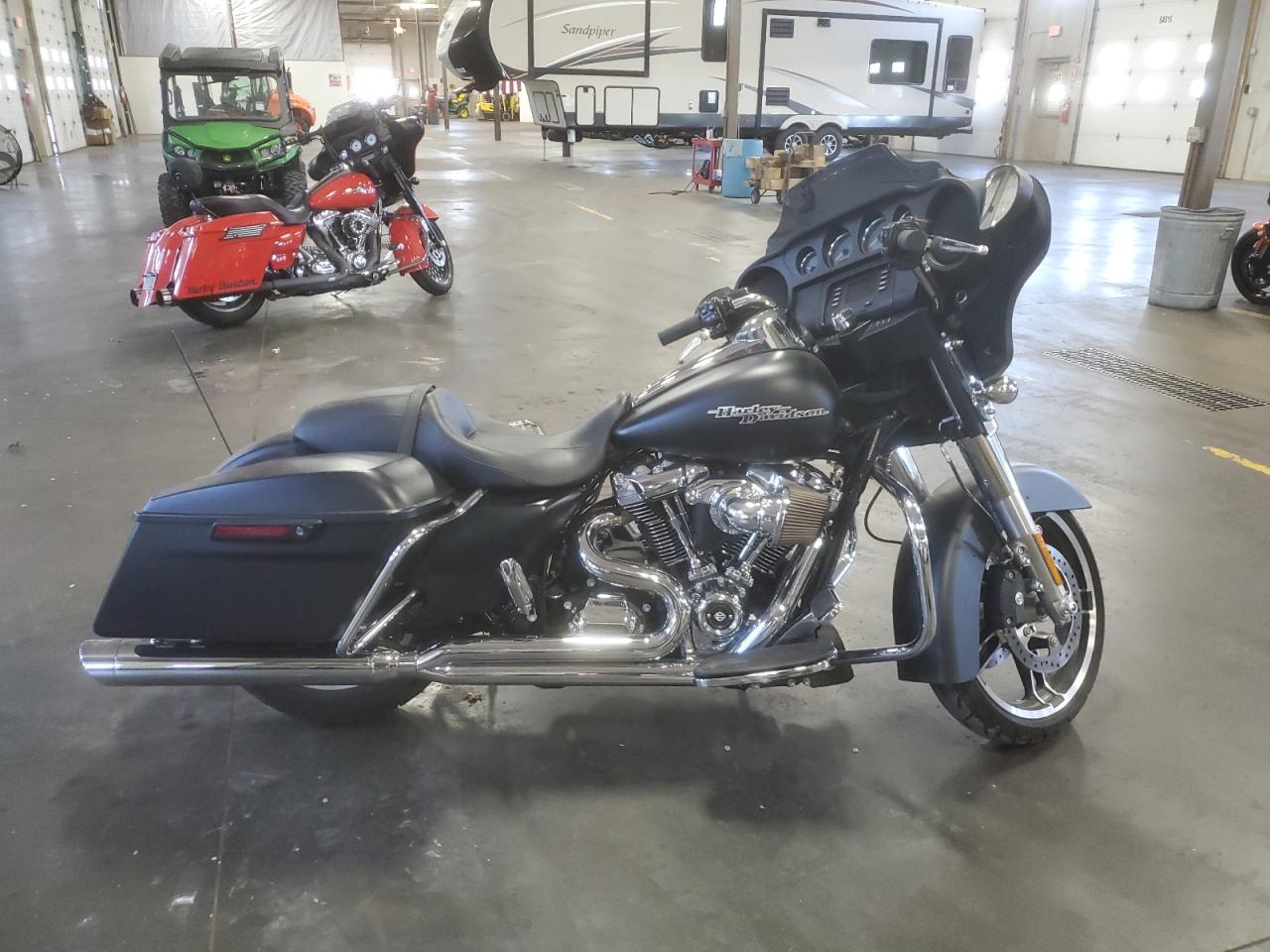 2017 Harley-Davidson Flhx Street Glide en Venta en Ham Lake, MN - Vandalism