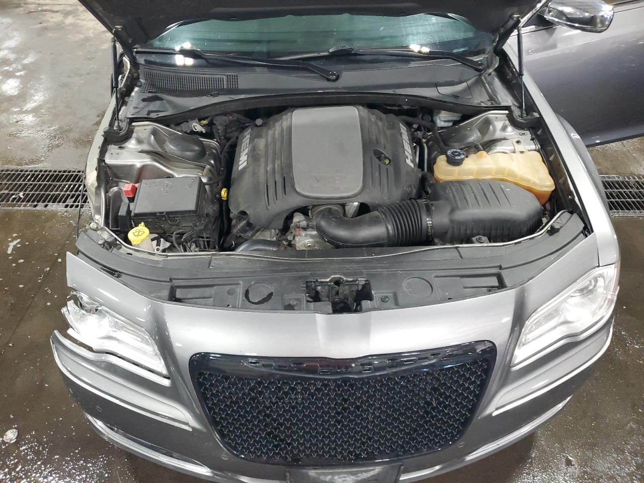 2011 Chrysler 300C VIN: 2C3CK6CT8BH611977 Lot: 55863205