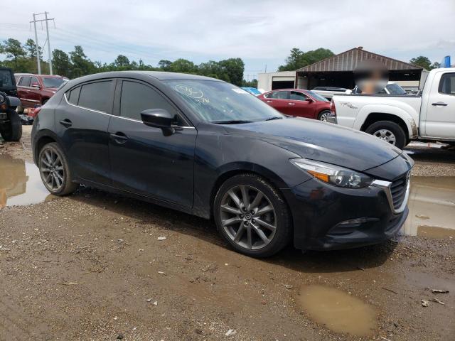  MAZDA 3 2018 Черный