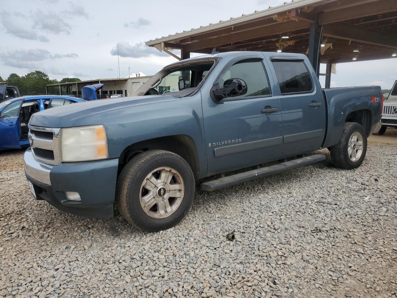 2007 Chevrolet Silverado K1500 Crew Cab за продажба в Tanner, AL - Water/Flood