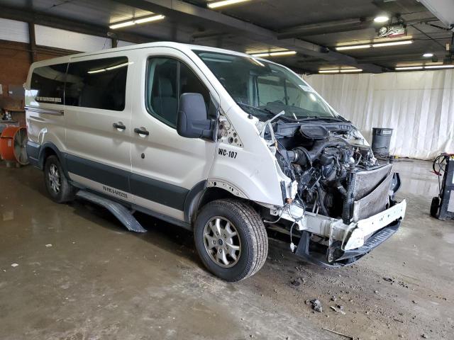 Минивэны FORD TRANSIT 2016 Белый
