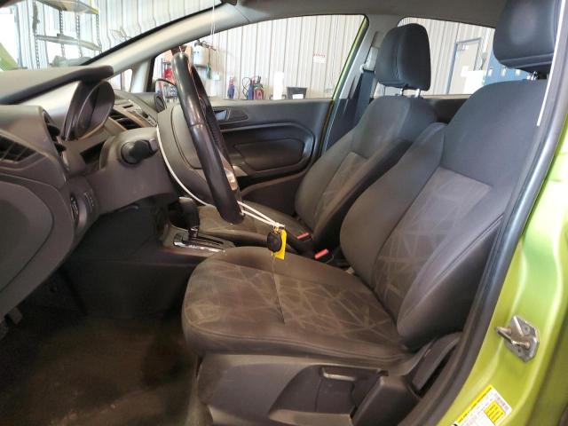 Hatchbacks FORD FIESTA 2013 Zielony