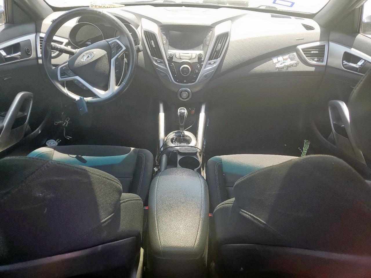 2017 Hyundai Veloster VIN: KMHTC6AD0HU324235 Lot: 56953745