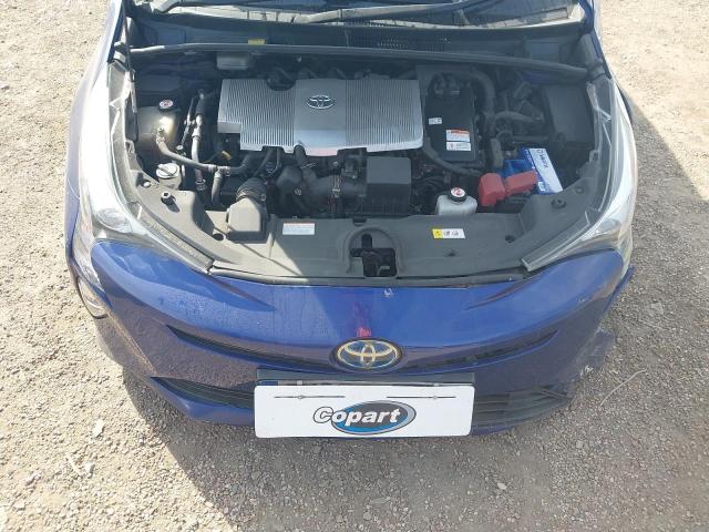 2016 TOYOTA PRIUS BUSI