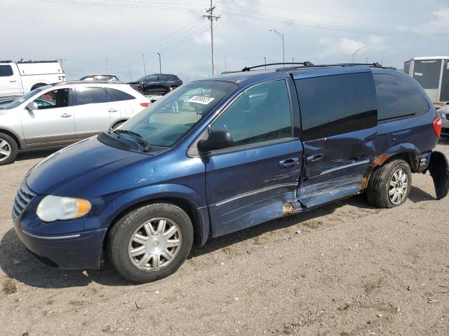 2005 Chrysler Town & Country Touring
