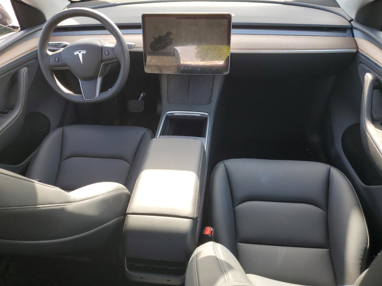 2025 Tesla Model Y VIN: 7SAYGDED2SA374423 Lot: 56725565