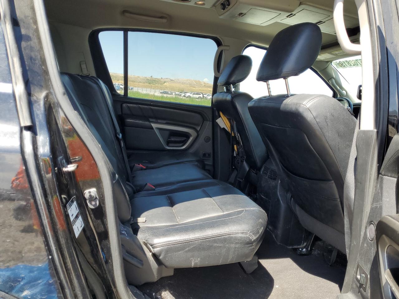 2015 Nissan Armada Sv VIN: 5N1AA0NC1FN608766 Lot: 57628195
