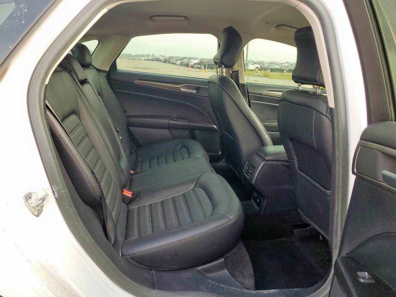 2018 Ford Fusion Se Hybrid VIN: 3FA6P0LU7JR171677 Lot: 54038065