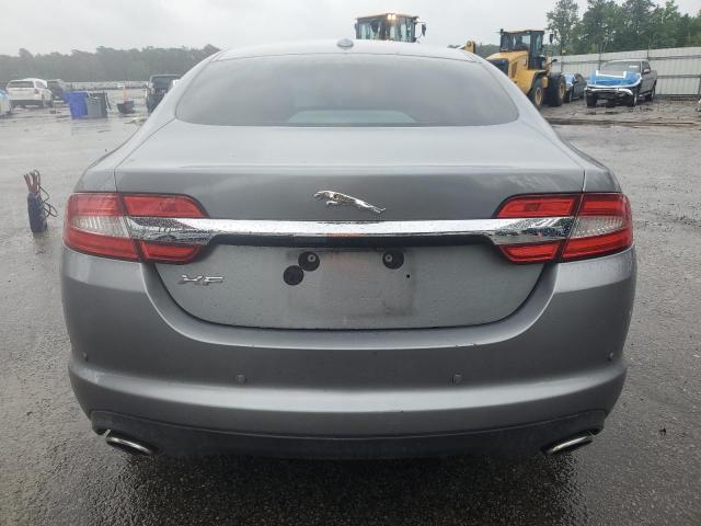 Седаны JAGUAR XF 2012 Серебристый