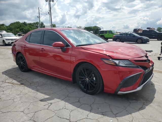  TOYOTA CAMRY 2022 Czerwony