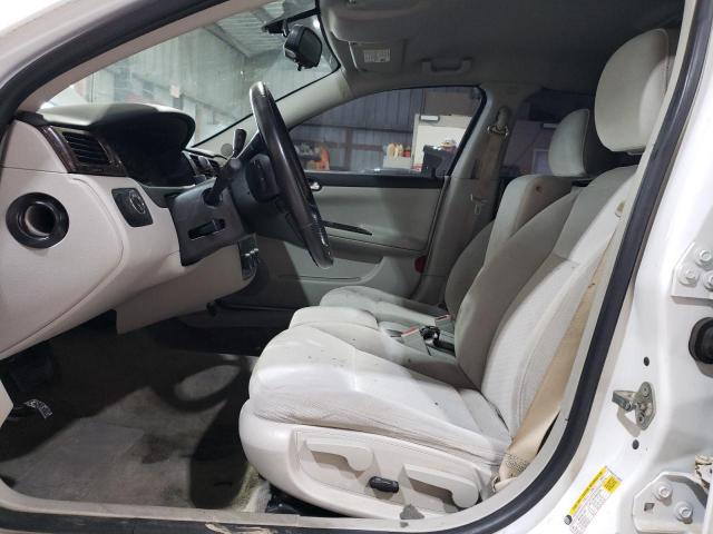 Sedans CHEVROLET IMPALA 2013 Biały