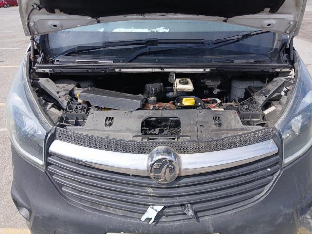2015 VAUXHALL VIVARO 290