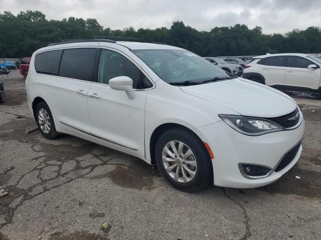  CHRYSLER PACIFICA 2017 Белый