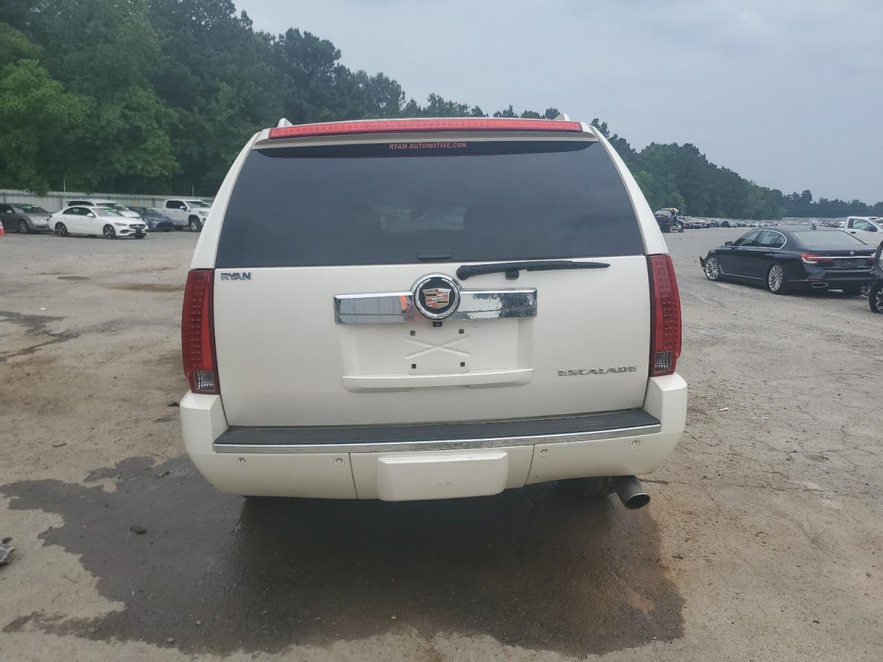 2013 Cadillac Escalade Esv Luxury VIN: 1GYS3HEF8DR111533 Lot: 56852025