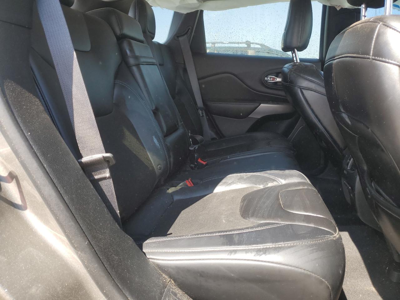 2019 Jeep Cherokee Latitude Plus VIN: 1C4PJMLB9KD404989 Lot: 58900765