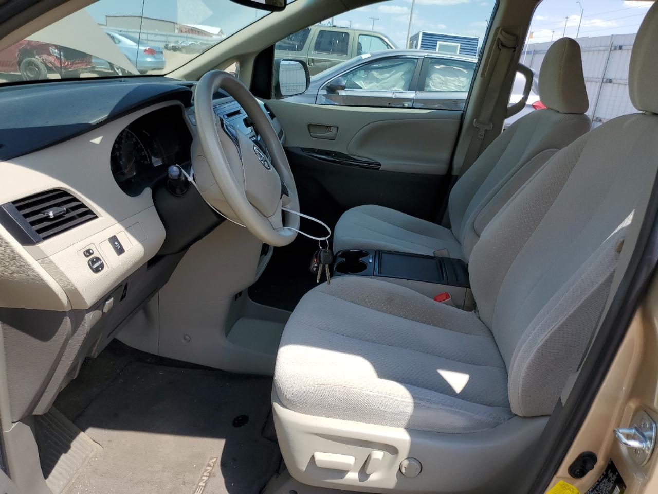 2013 Toyota Sienna Le VIN: 5TDKK3DC7DS345750 Lot: 56458125