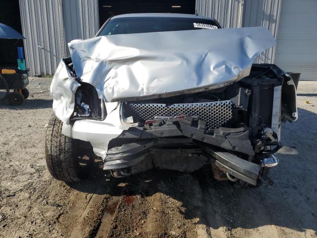  GMC YUKON 2013 Серебристый