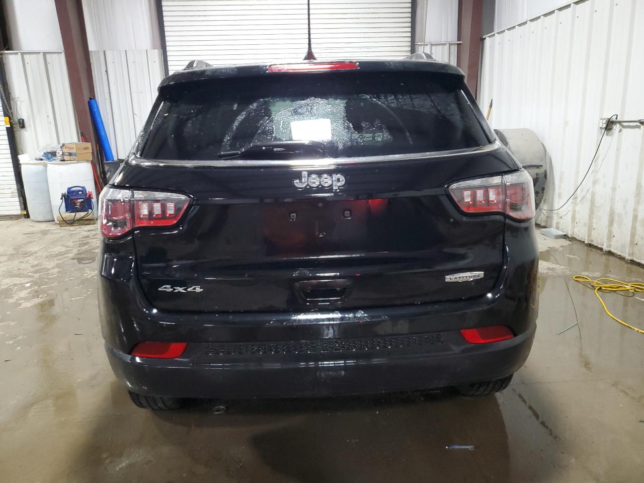 2018 Jeep Compass Latitude VIN: 3C4NJDBB3JT179535 Lot: 55020145