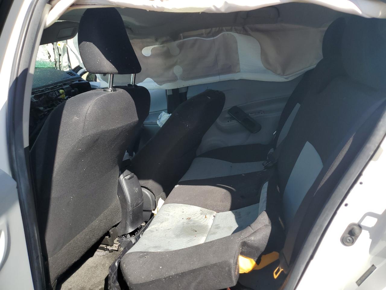 2013 Toyota Prius C VIN: JTDKDTB30D1552202 Lot: 56966135