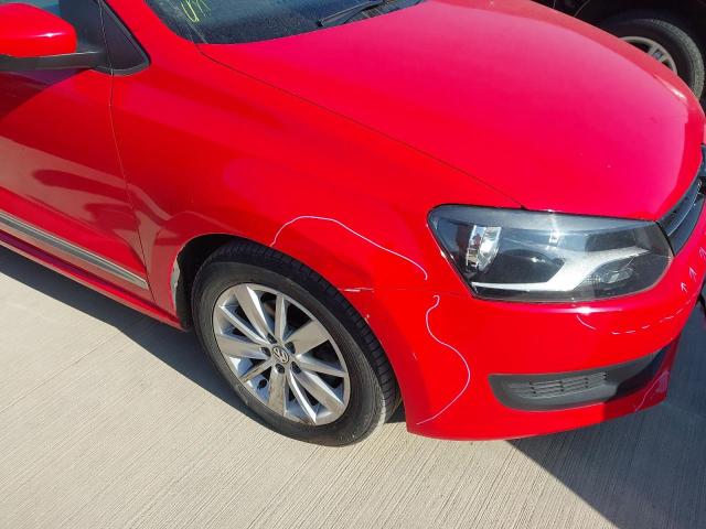 2012 VOLKSWAGEN POLO