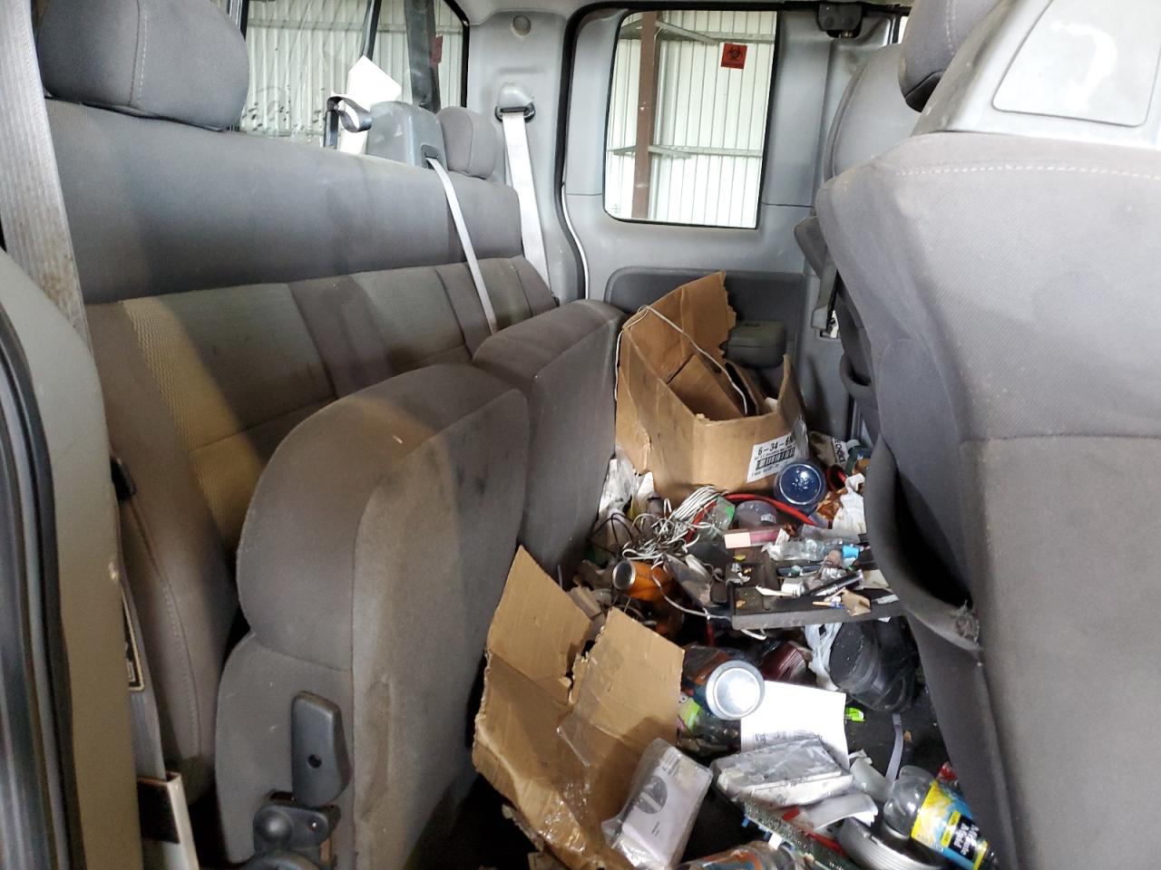 2004 Ford F150 VIN: 1FTPX125X4NA15901 Lot: 57329635