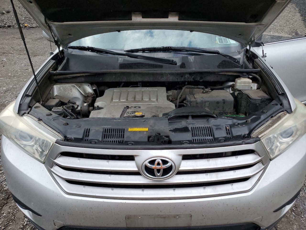 2011 Toyota Highlander Base VIN: 5TDBK3EH7BS074616 Lot: 55804595