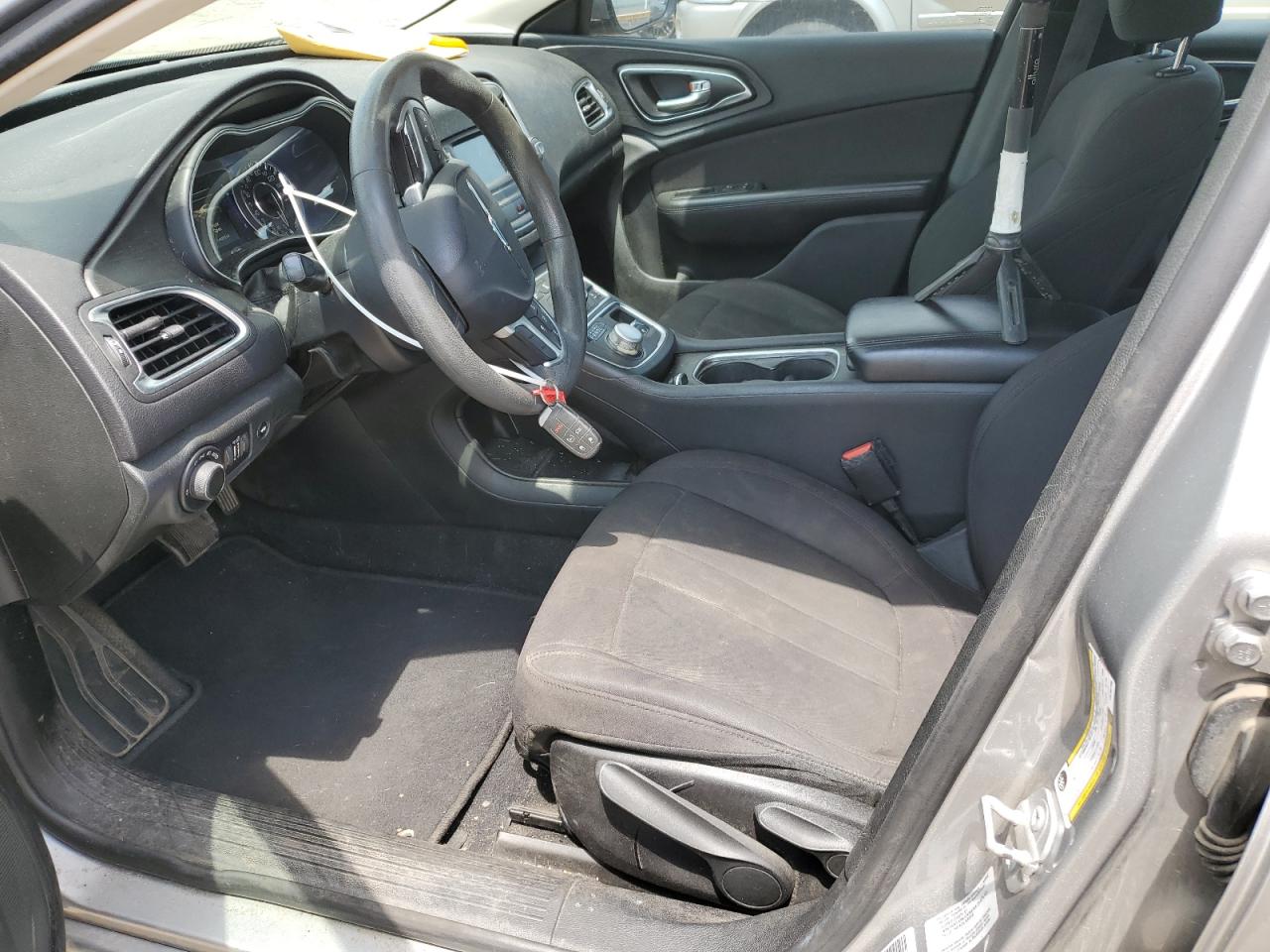 2015 Chrysler 200 Limited VIN: 1C3CCCAB3FN702108 Lot: 56909605