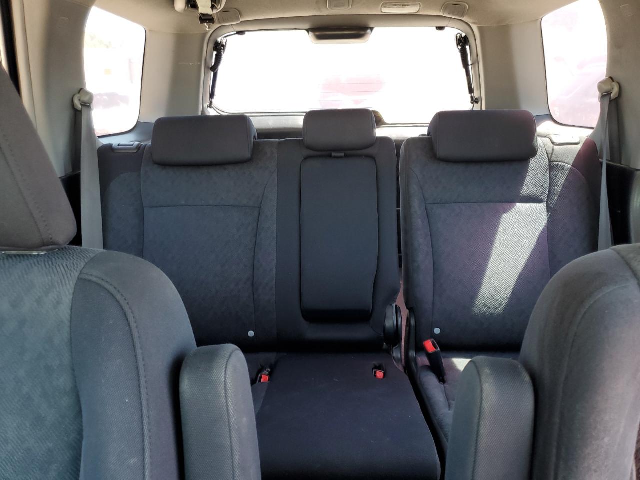 2005 Honda Cr-V Lx VIN: JHLRD68585C009553 Lot: 56701385
