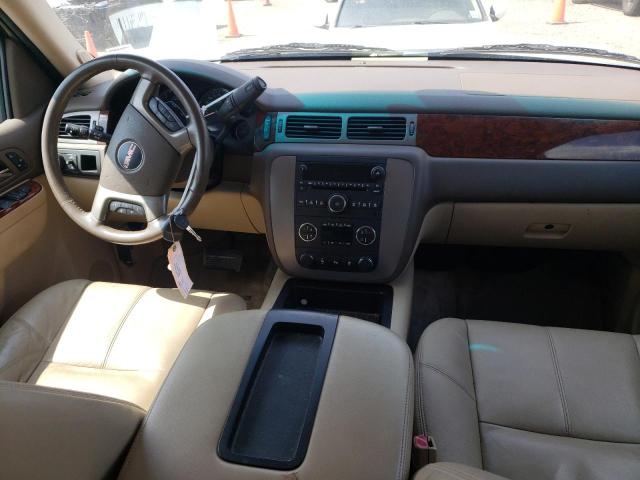 Паркетники GMC YUKON 2012 Золотой