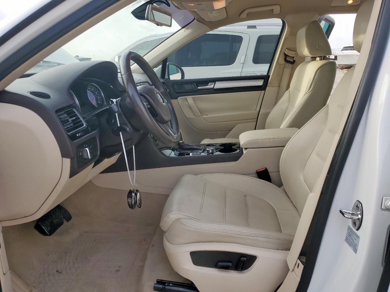 2012 Volkswagen Touareg V6 VIN: WVGEF9BP4CD007058 Lot: 56971745