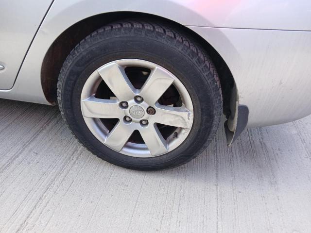 2009 KIA CARENS GS