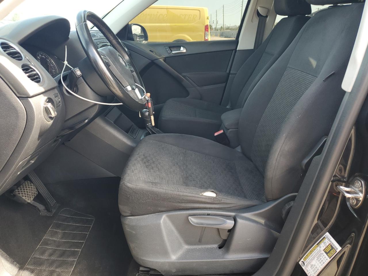 2014 Volkswagen Tiguan S VIN: WVGAV3AX7EW530291 Lot: 58915545