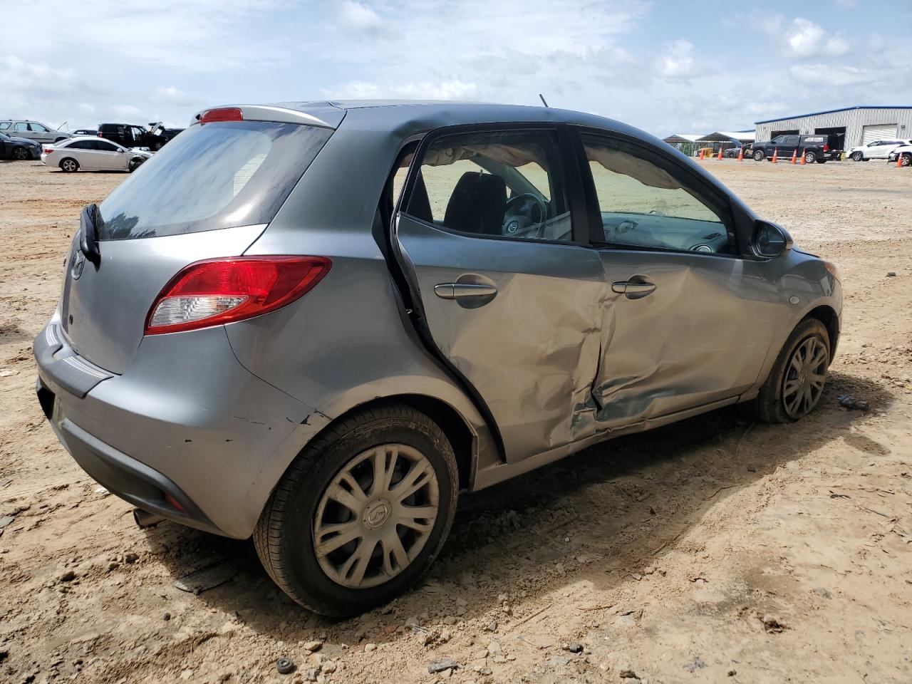 2011 Mazda Mazda2 silver hatchback gas JM1DE1HY3B0124298 photo #4