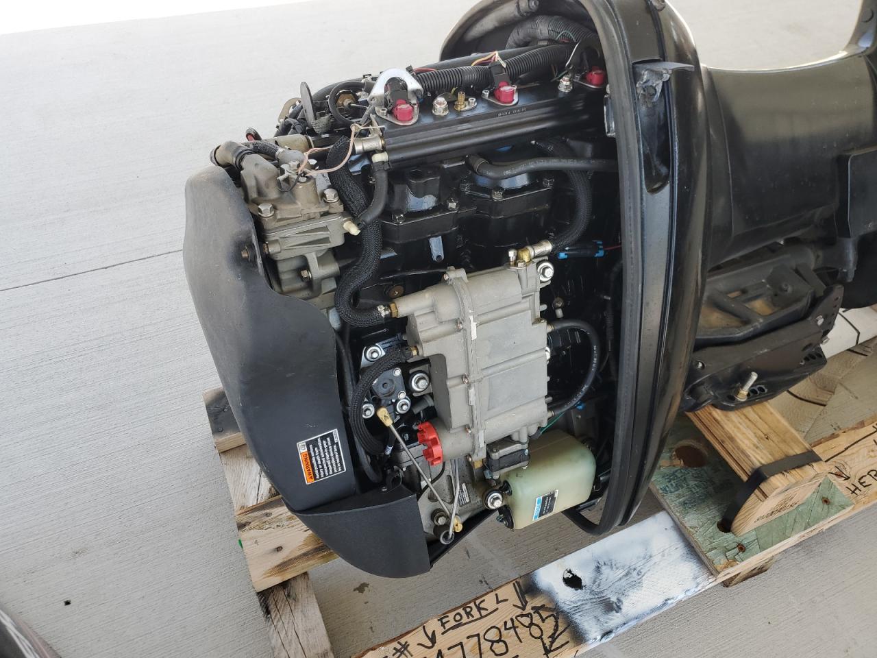 2004 Mercury Boat Motor VIN: 0T995017 Lot: 54778485
