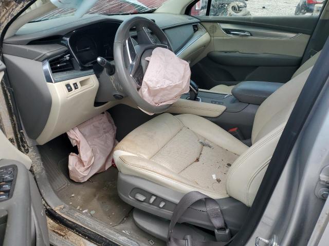  CADILLAC XT5 2019 Серебристый