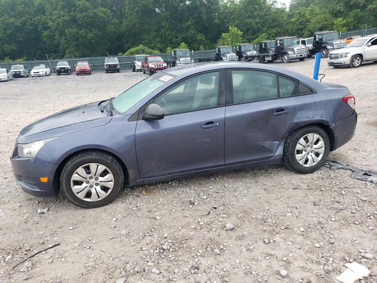 2013 Chevrolet Cruze Ls იყიდება Madisonville-ში, TN - Side