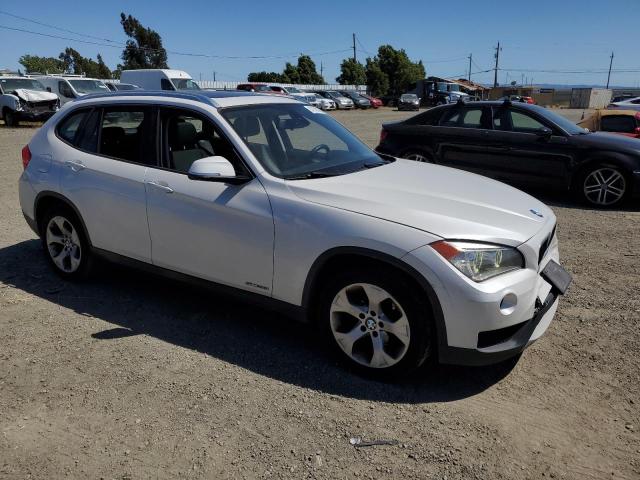  BMW X1 2014 Белый