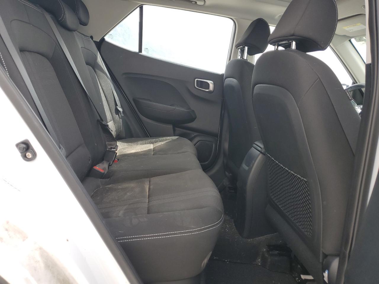2022 Hyundai Venue Sel VIN: KMHRC8A38NU208306 Lot: 58623695