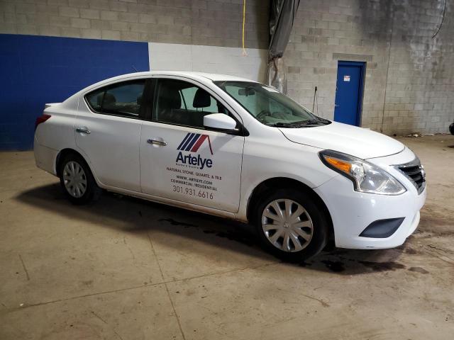  NISSAN VERSA 2018 Biały