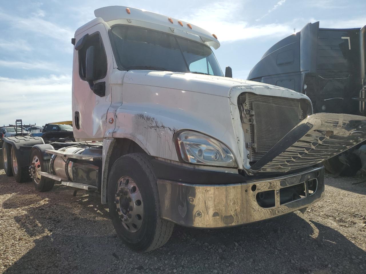 2019 Freightliner Cascadia 125 Semi Truck for Sale in Des Moines, IA - Rollover