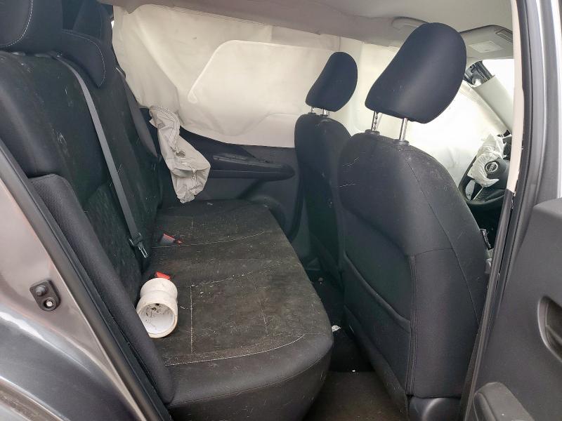 2022 NISSAN KICKS S  
