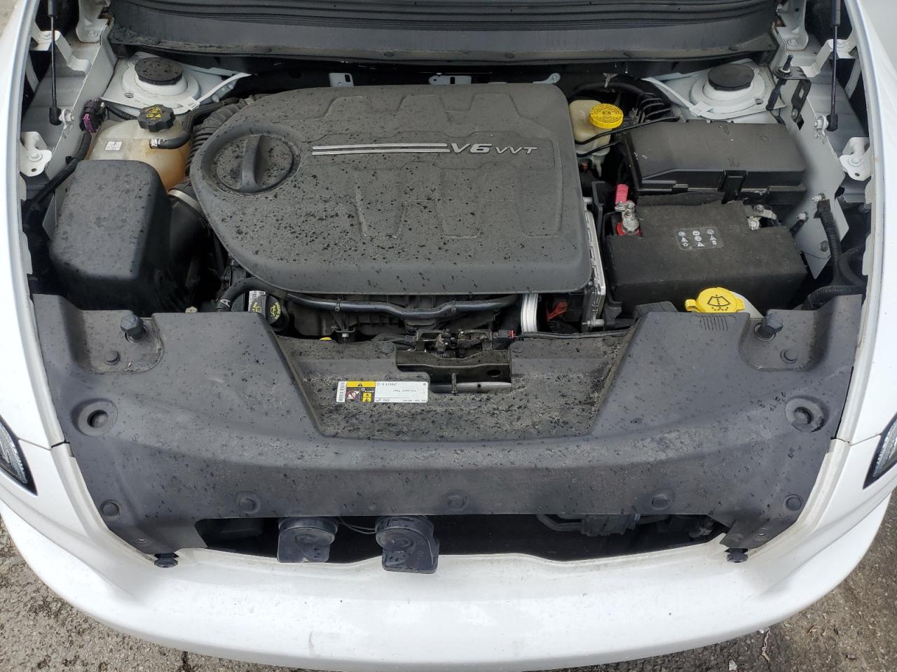 2015 Jeep Cherokee Limited VIN: 1C4PJLDS0FW738024 Lot: 54227965