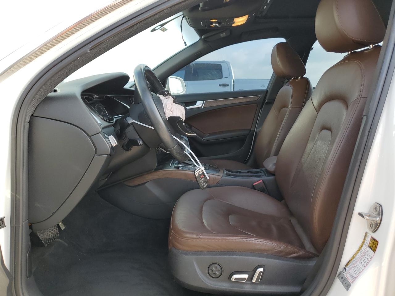 2013 Audi A4 Premium VIN: WAUBFAFL7DN022114 Lot: 56313855